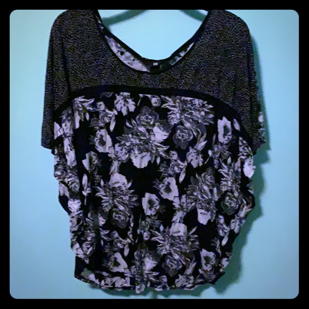 H&M, Flowery blouse